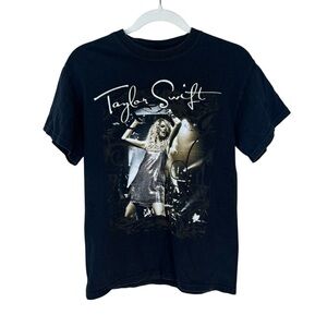 Taylor Swift Fearless Tour Official T-Shirt Size Small VTG 2009 Gildan Black